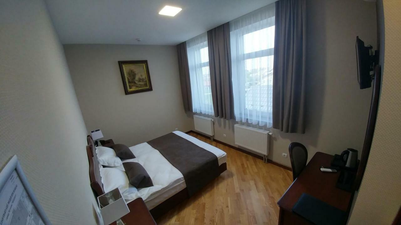 Hotel Meridian Brody Eksteriør billede
