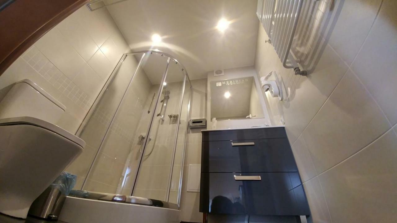 Hotel Meridian Brody Eksteriør billede