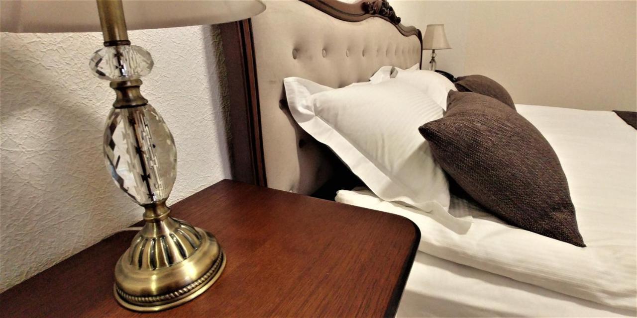 Hotel Meridian Brody Eksteriør billede